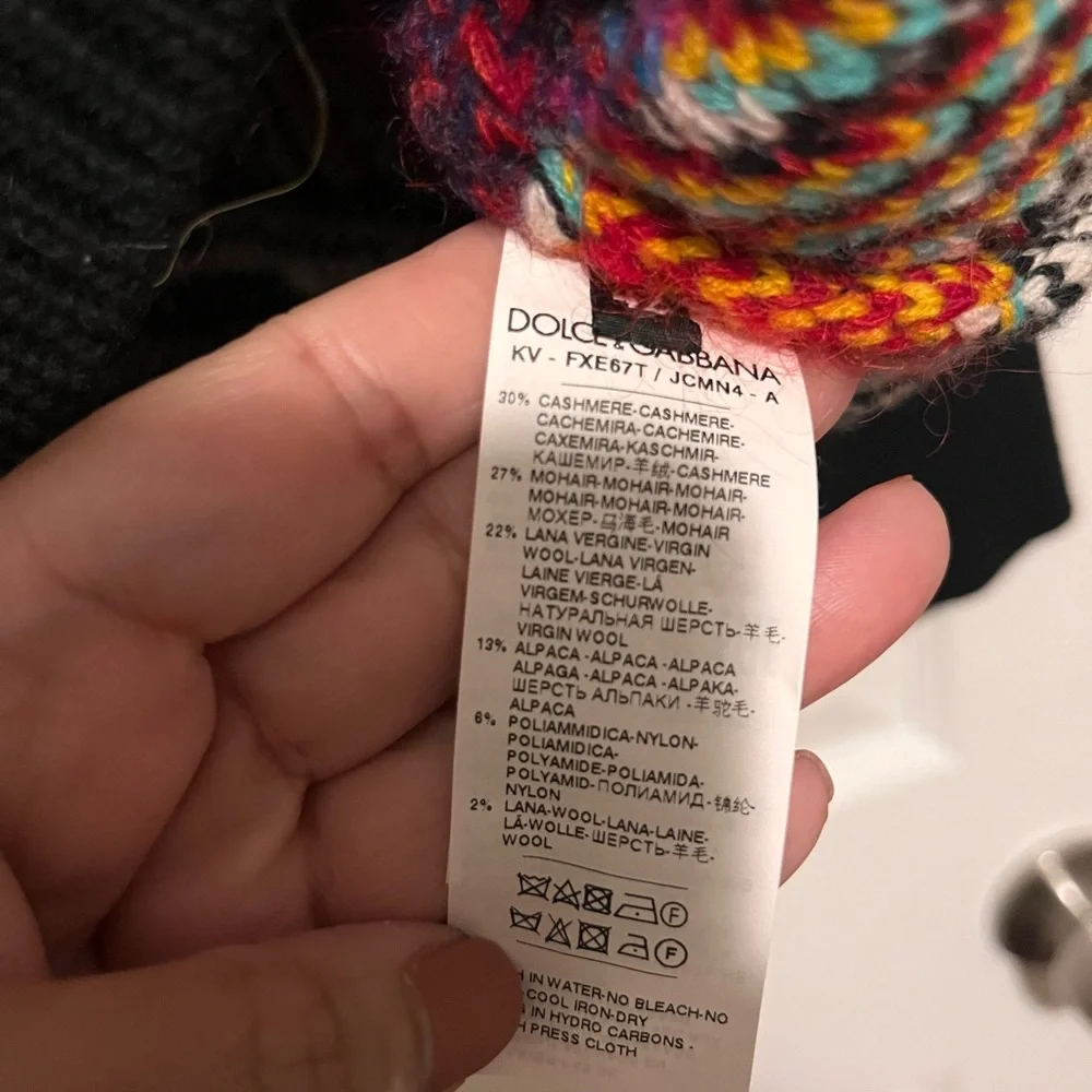 Dolce & Gabbana Runway Sweater NWTs - Picture 4 of 5